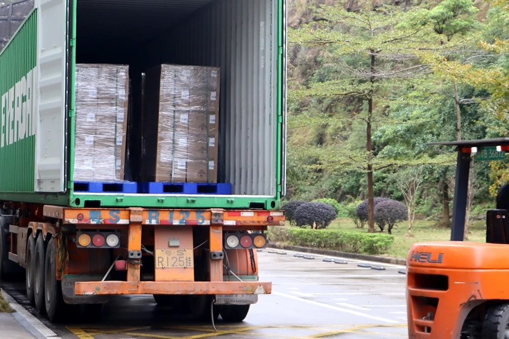 Packaging & Global Delivery