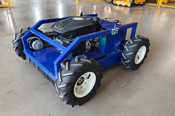 Skid Steer Four-wheel Drive Remote-controlled Lawnmower